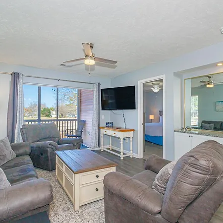 Newly Renovated 2Nd Floor Condo! 2 Bed, 2 Bath - Waterway Village 5D